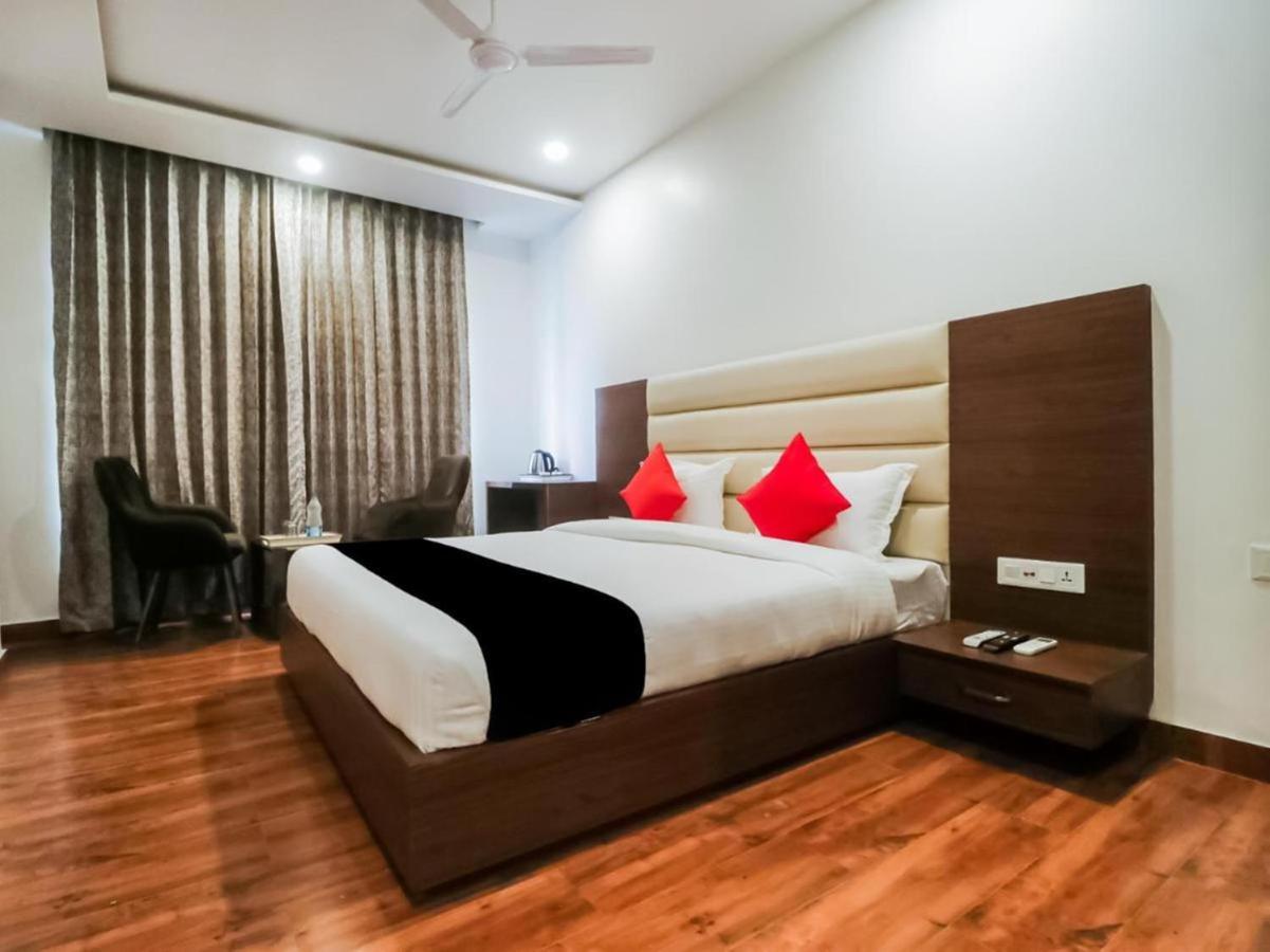 Hotel Gn Pride Amritsar Exterior photo